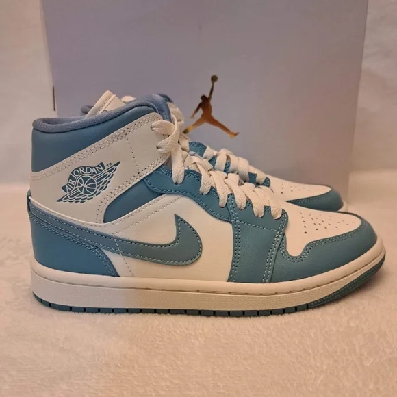 places that sell jordan 1